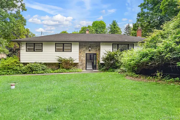 9 Catalpa Road N, Newburgh, NY 12550