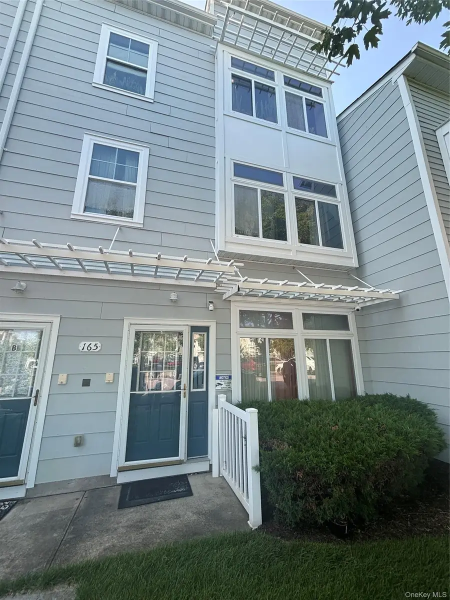 165 Commodore Circle W, Arverne, NY 11692 - #2