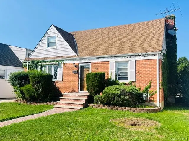 28 Monaco Avenue, Elmont, NY 11003 - #3