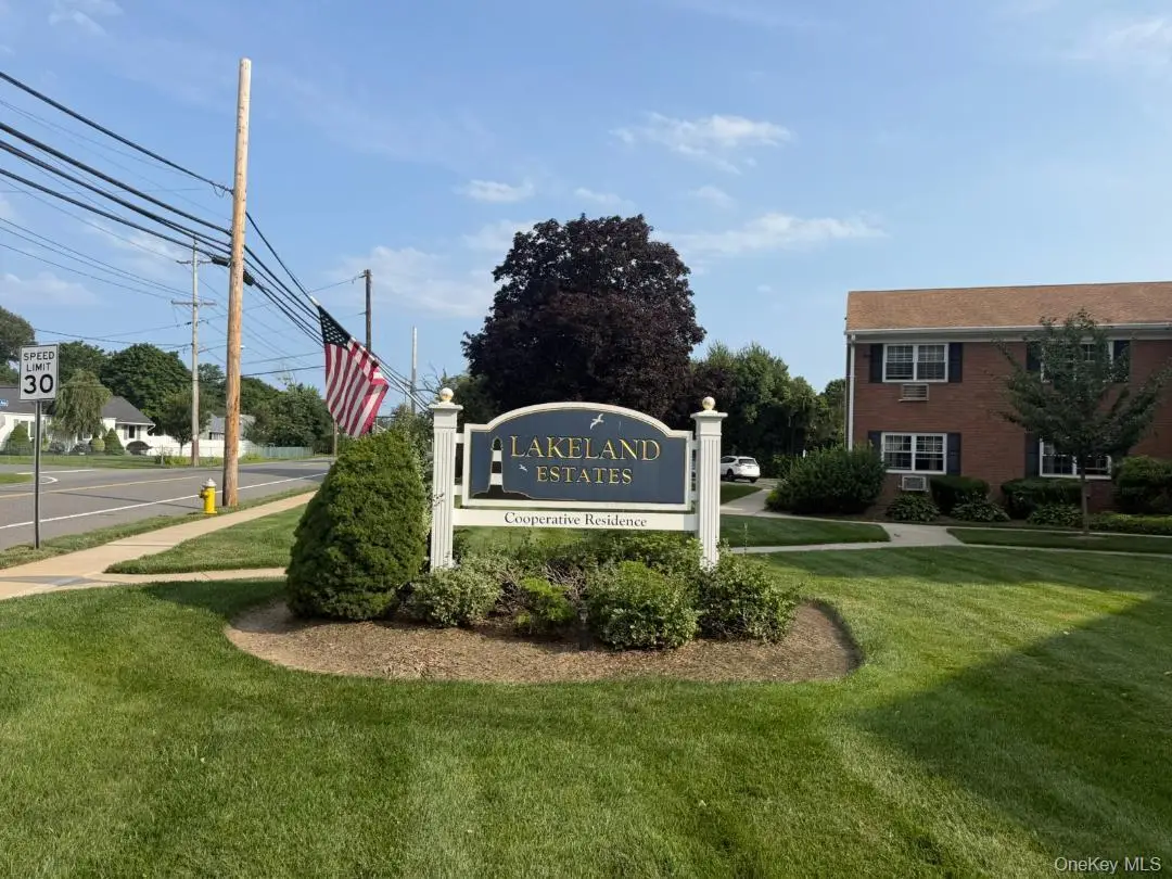 338 Lakeland Avenue #6 E, Sayville, NY 11782 - #1