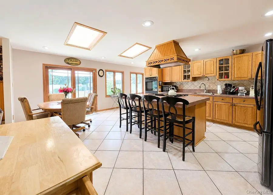 53 Orleans Green, Coram, NY 11727 - #3