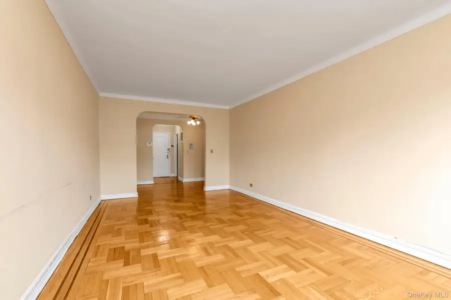 55 Grand Avenue #2A, Rockville Centre, NY 11570 - #3