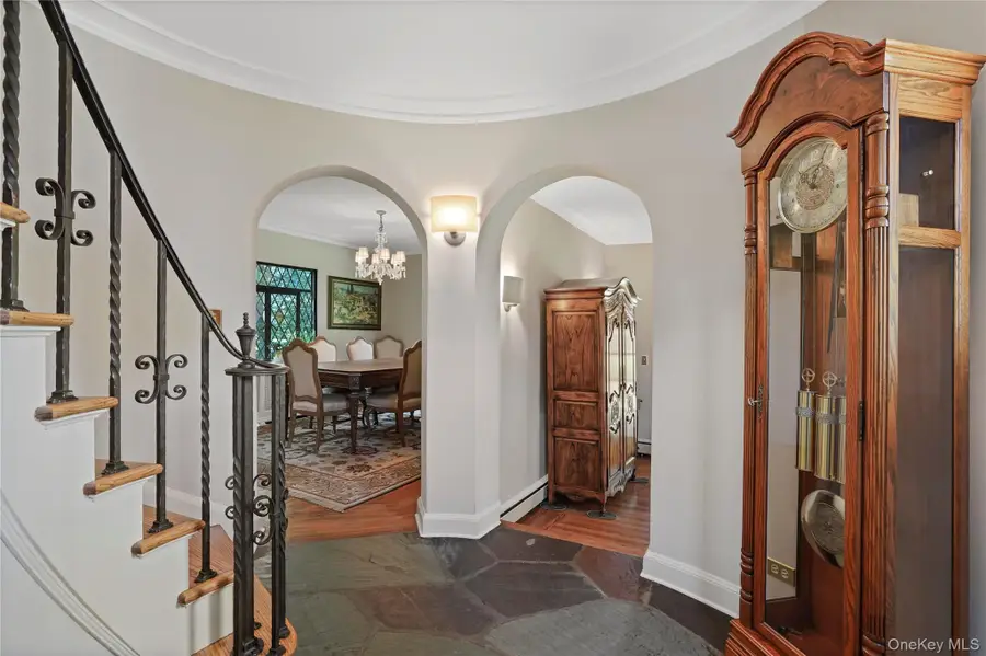 13 Craven Lane, White Plains, NY 10605 - #3
