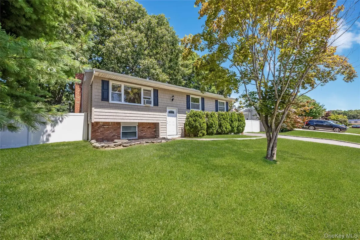27 Morton Street, Port Jefferson Station, NY 11776 - #1