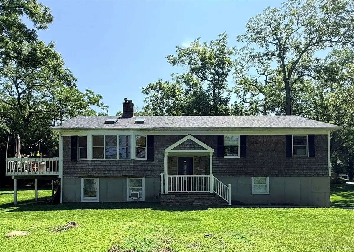 6 Pond View Drive, Wading River, NY 11792 - #1