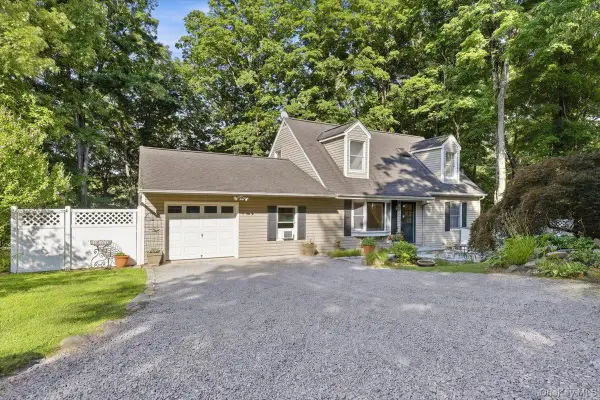 12 Gordon Avenue, Bedford, NY 10506