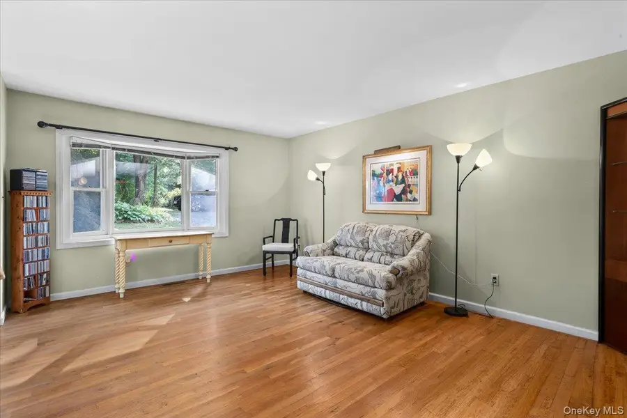 12 Gordon Avenue, Bedford, NY 10506 - #3