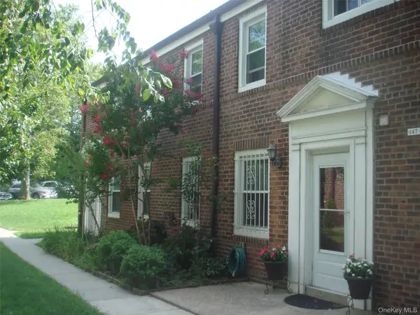 147-47 Charter #22 B, Briarwood, NY 11435