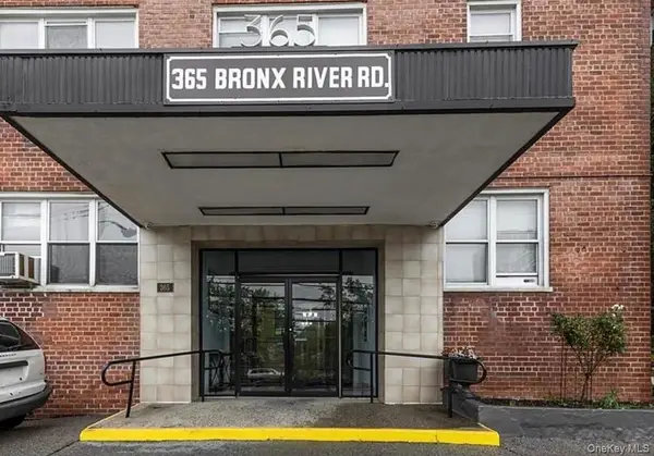 365 Bronx River Road #4B, Yonkers, NY 10704