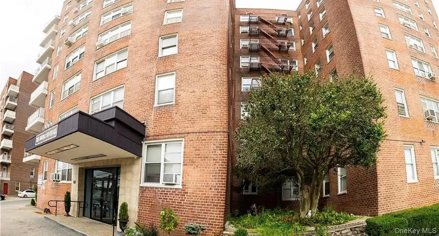 365 Bronx River Road #4B, Yonkers, NY 10704 - #2