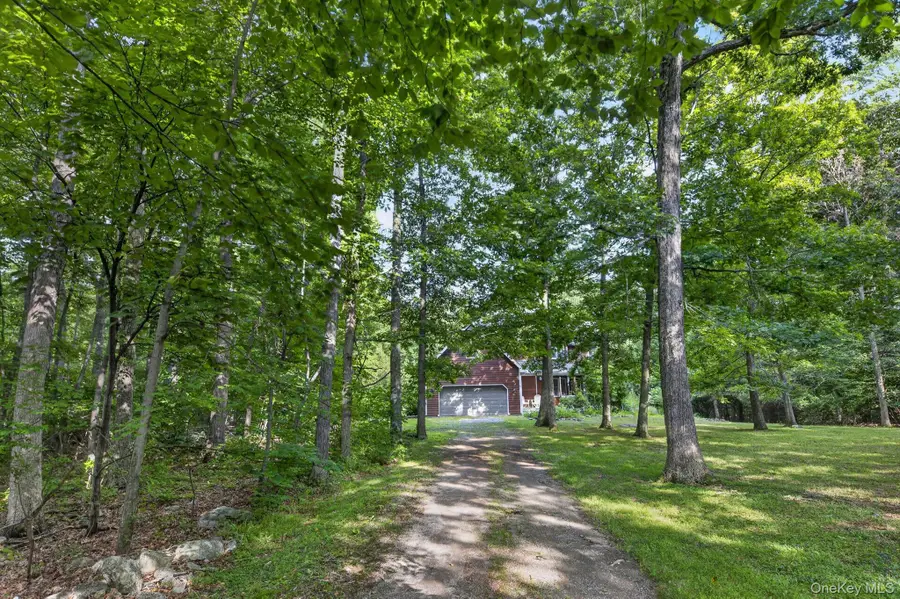 541 E Mountain Road N, Cold Spring, NY 10516 - #3