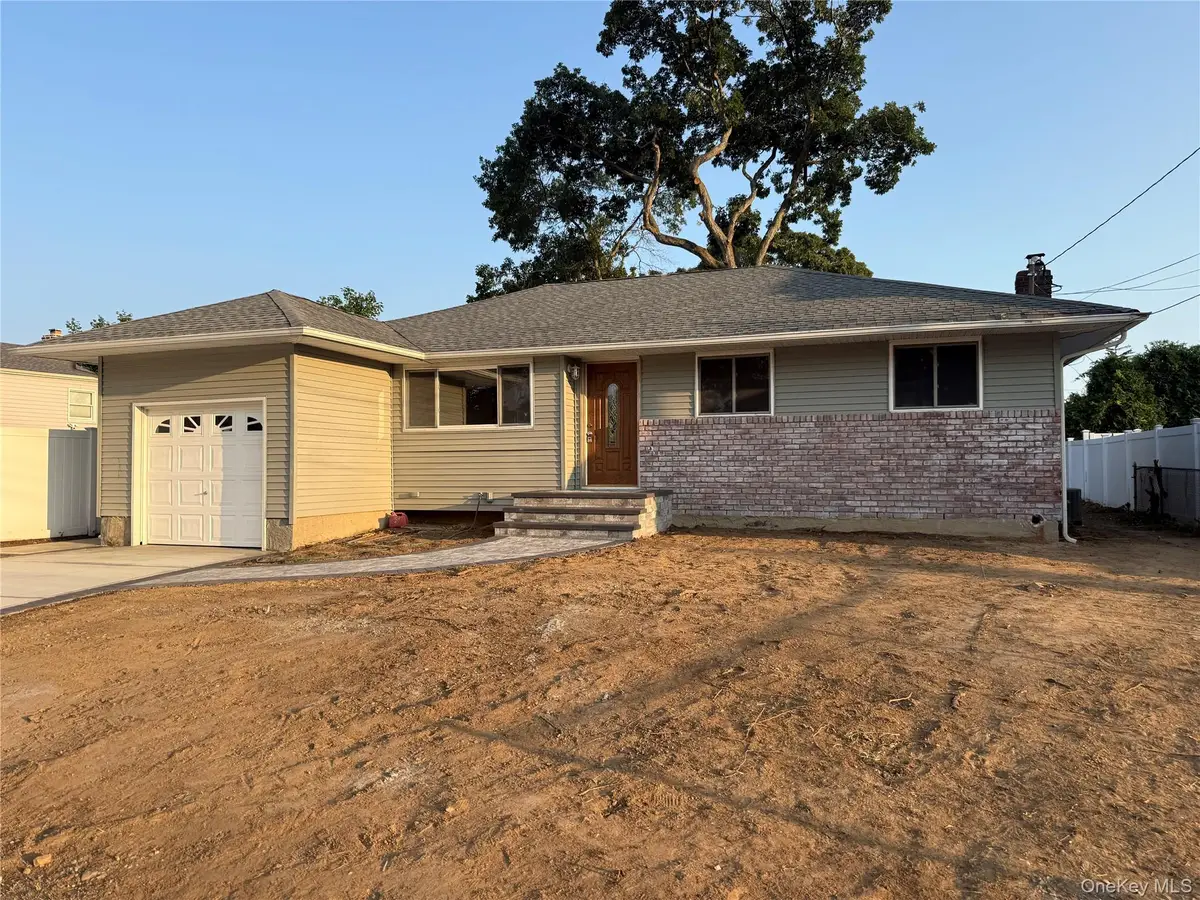 2 5th Avenue, Farmingdale, NY 11735 - #1