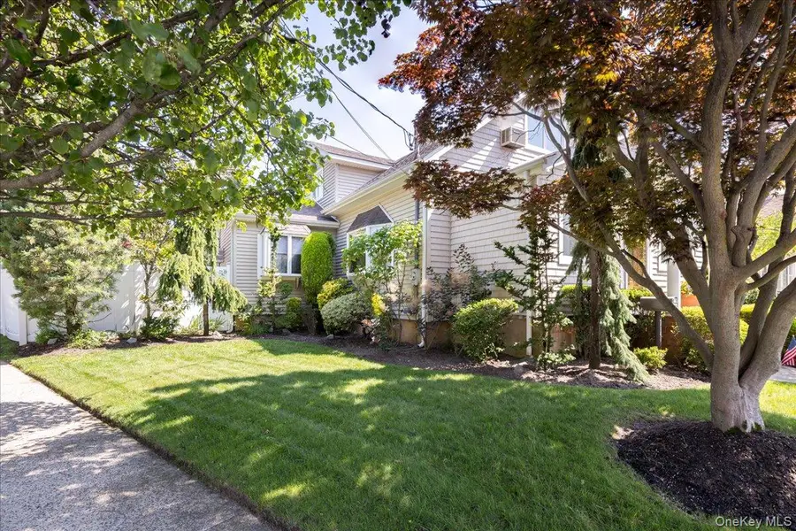 714 Wyckoff Avenue, Bellmore, NY 11710 - #3