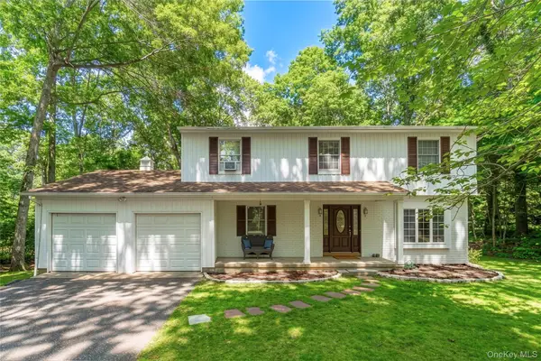 Address Withheld By Seller, Laurel, NY 11948