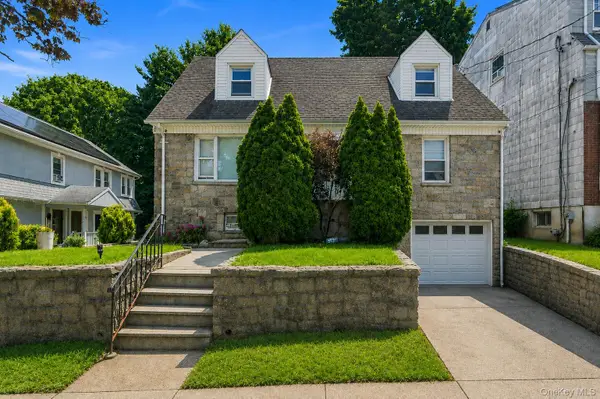 114 Greenvale Avenue, Yonkers, NY 10703