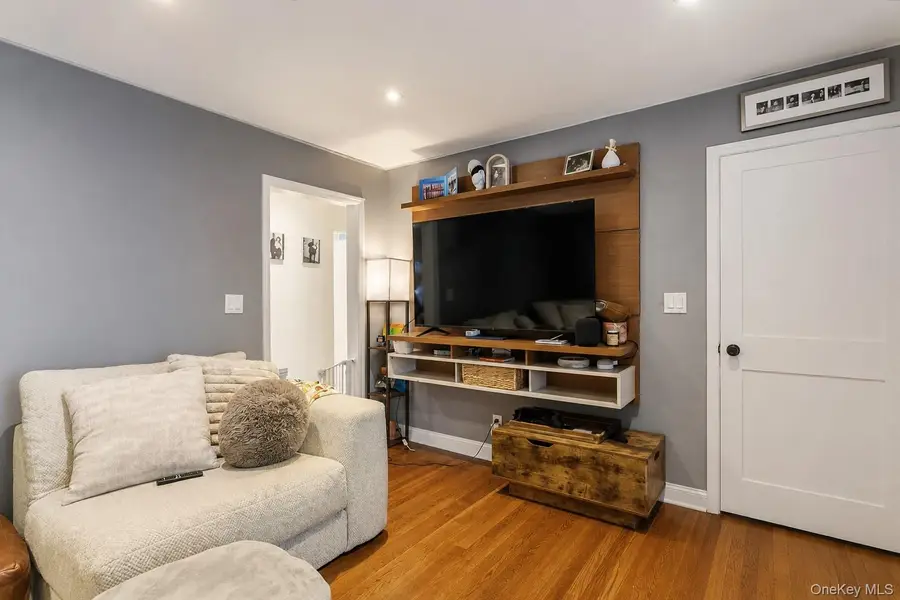 114 Greenvale Avenue, Yonkers, NY 10703 - #3
