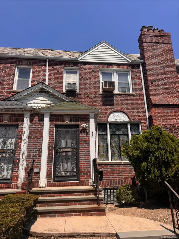 14025 58th Road, Flushing, NY 11355