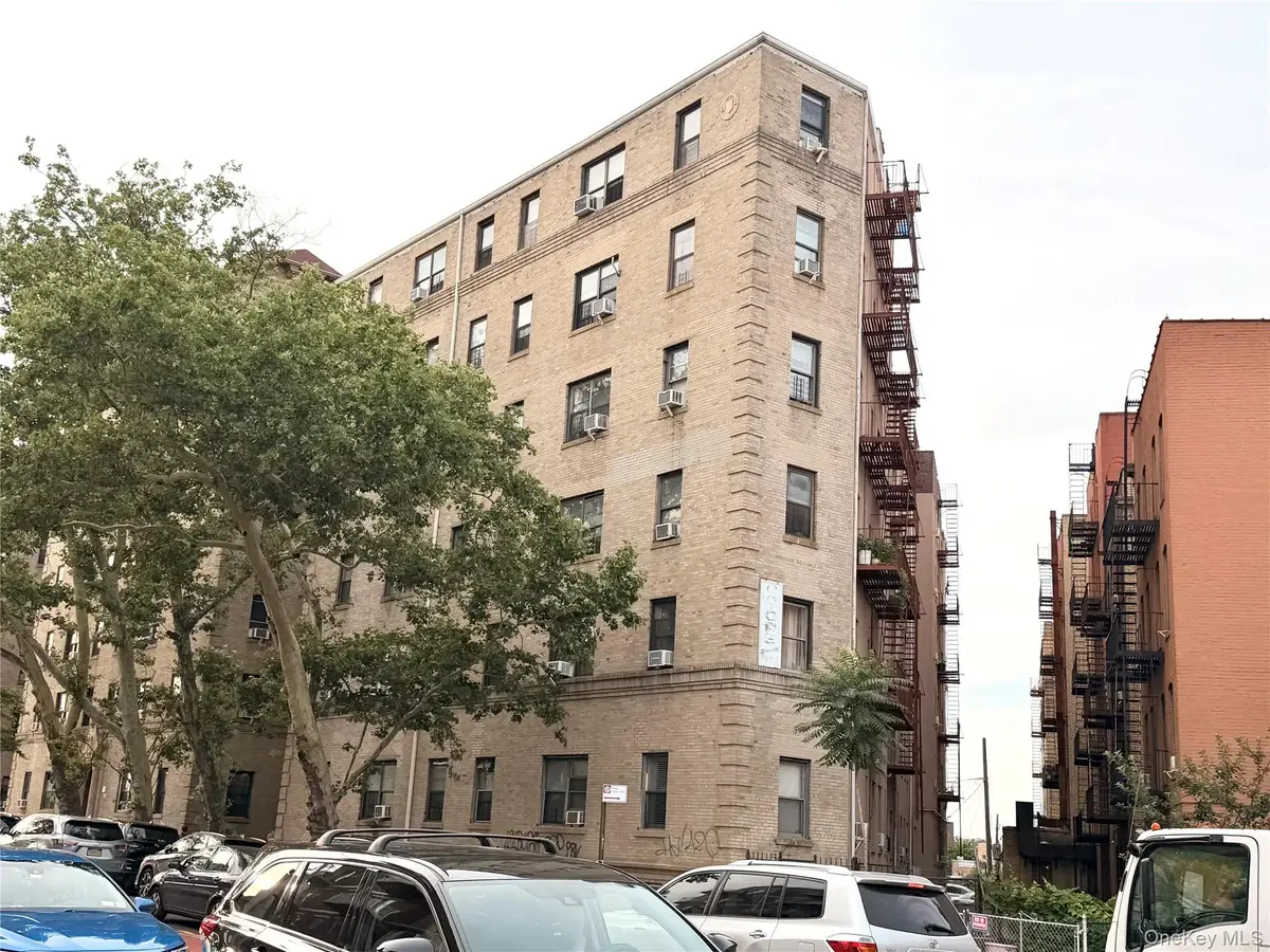 70-35 Broadway #C19, Jackson Heights, NY 11372 - #1