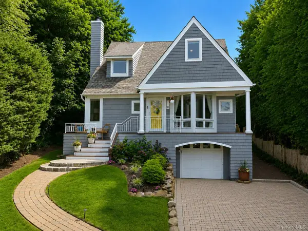 12 Valley Drive, Huntington Bay, NY 11743
