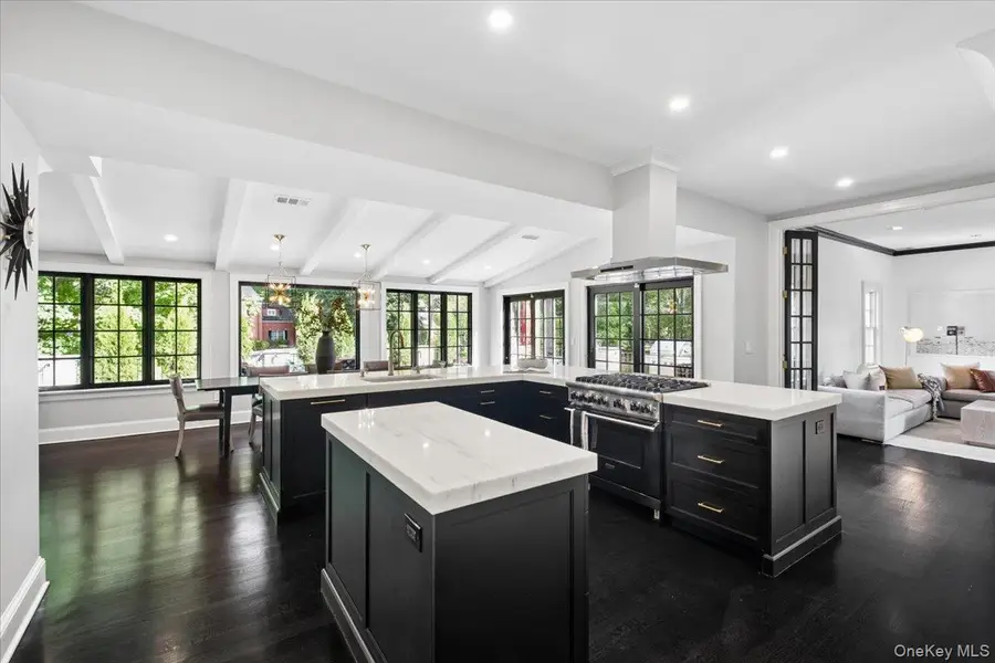 451 Beechmont Drive, New Rochelle, NY 10804 - #2