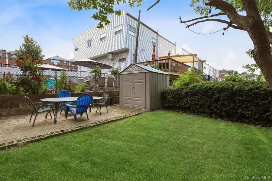 3214 Griswold Avenue, Bronx, NY 10465 - #3