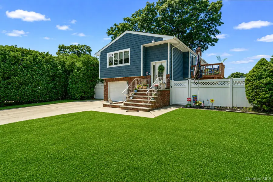 12 Fannie Drive, Farmingville, NY 11738 - #2