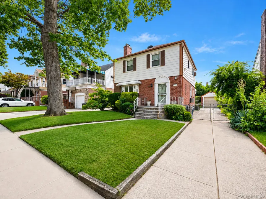 76-26 176th Street, Fresh Meadows, NY 11366 - #2