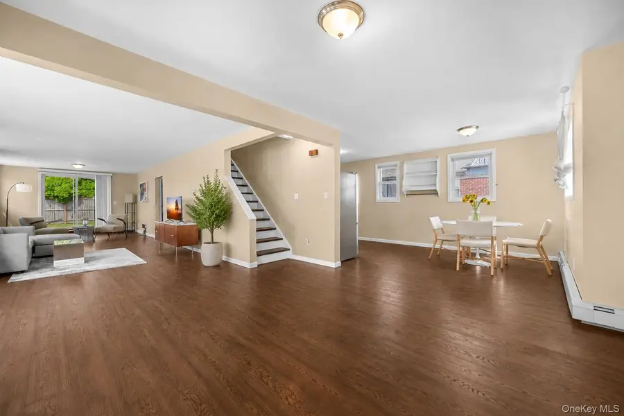394 Warwick Road, East Meadow, NY 11554 - #3