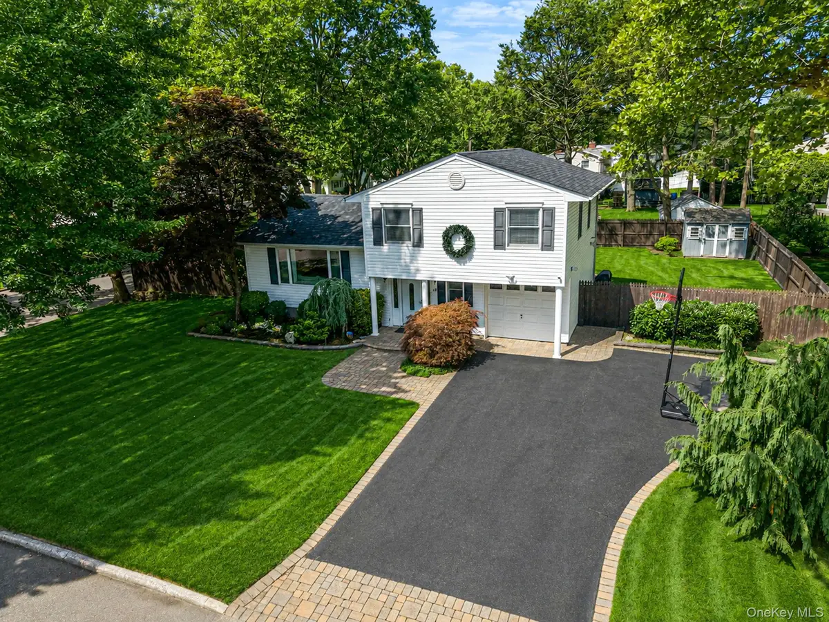49 Munson Court, Melville, NY 11747 - #1