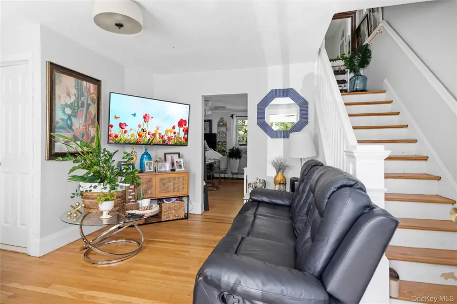 194 Woodfield Road, West Hempstead, NY 11552 - #2