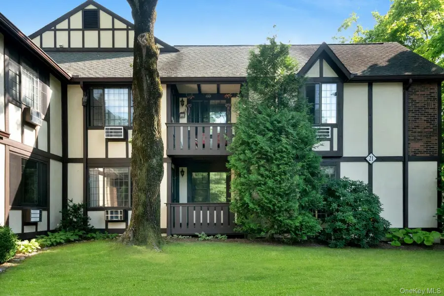21 Foxwood Drive #2, Pleasantville, NY 10570 - #3