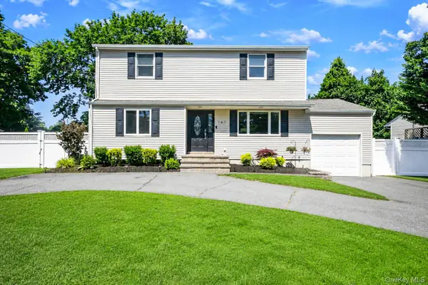 107 Terry Road, Sayville, NY 11782
