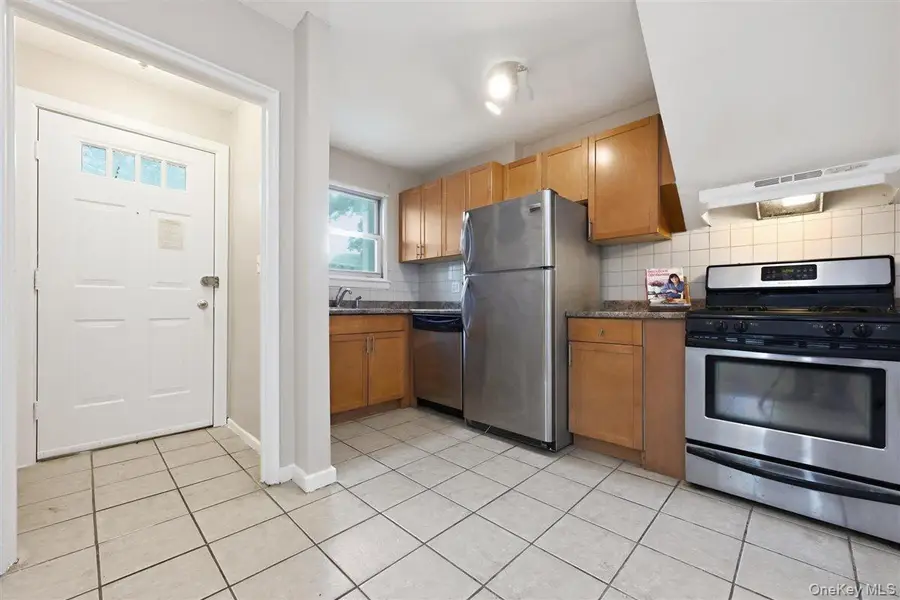 82-75 Langdale Street #103A, New Hyde Park, NY 11040 - #3