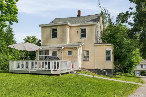 10 Park Avenue, Highland Mills, NY 10930