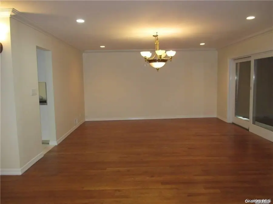 2314 215th St, Bayside, NY 11360 - #3