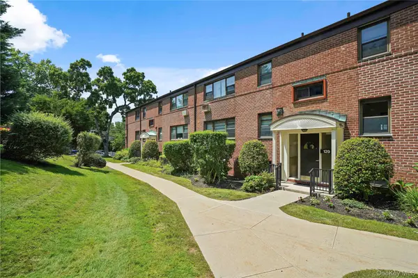 129 Beacon Hill Drive #F15, Dobbs Ferry, NY 10522