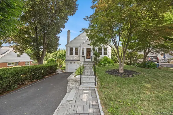 179 Serrano Avenue, Hawthorne, NY 10532
