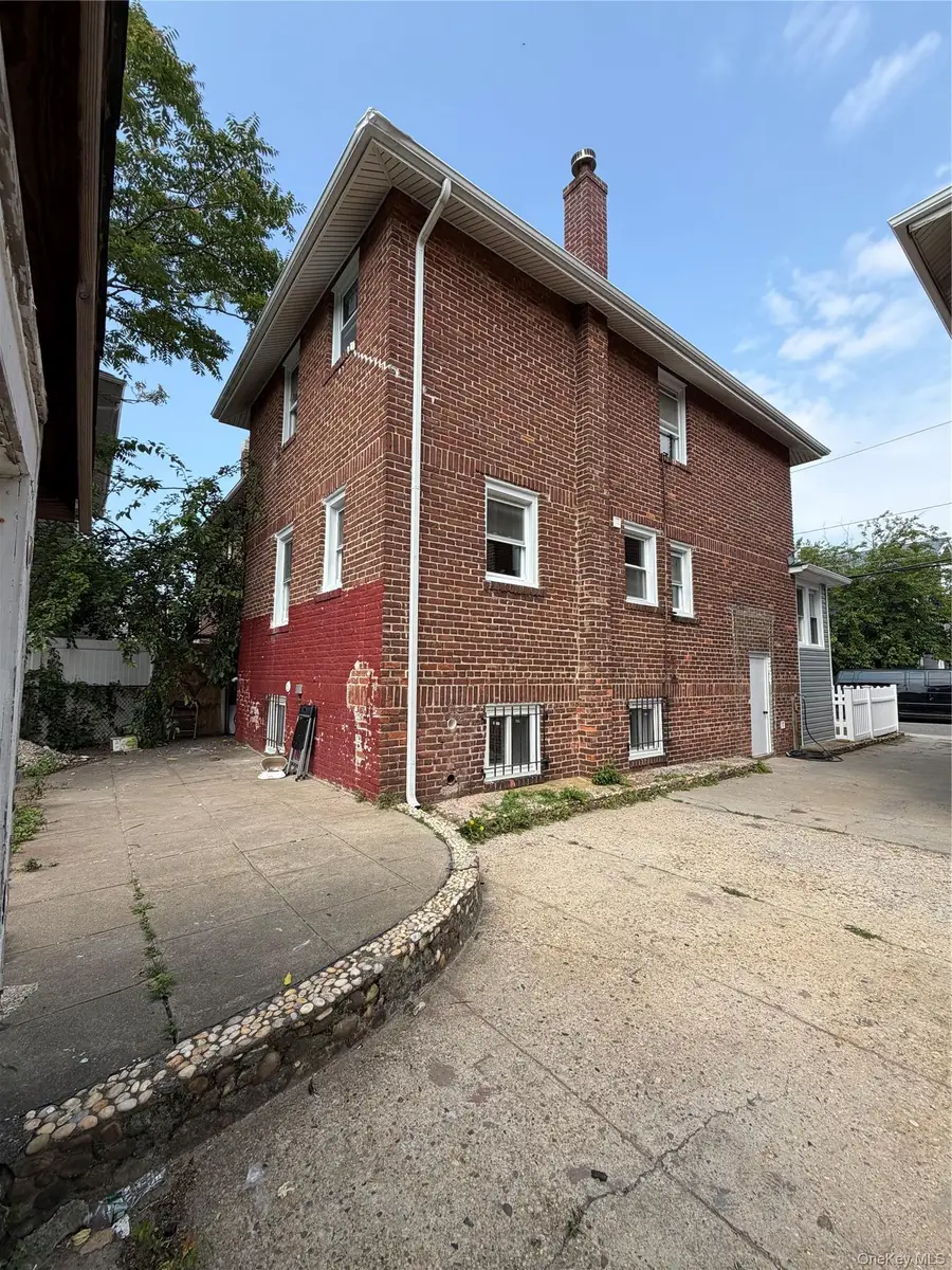 2431 Deerfield Road, Far Rockaway, NY 11691 - #2