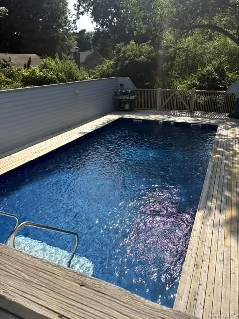 27 Depot Road, Westhampton Beach, NY 11978 - #3