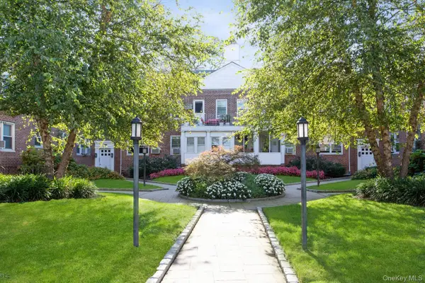1385 Broadway #A-34, Hewlett, NY 11577