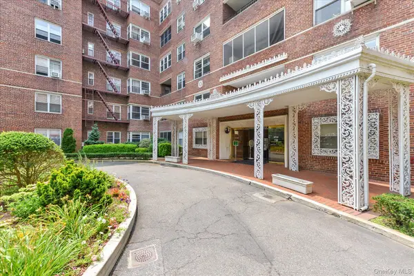 67-66 108th Street #C61, Forest Hills, NY 11375
