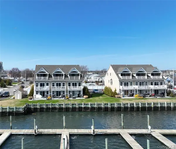100 Empire Boulevard #13, Island Park, NY 11558