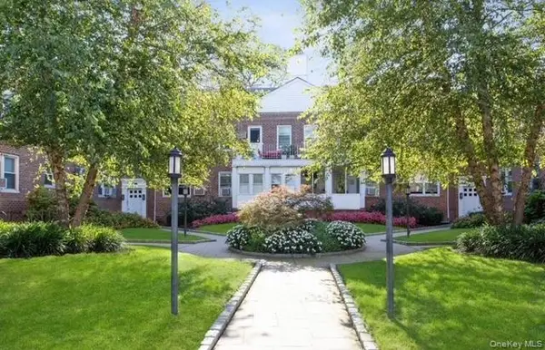 1385 Broadway #A33, Hewlett, NY 11557