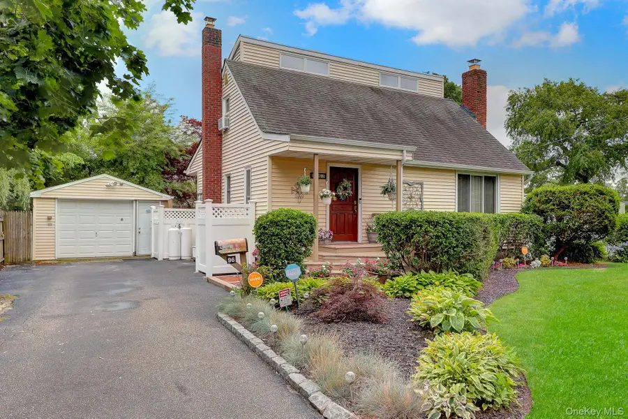 96 Chenango Drive, Bay Shore, NY 11706 - #2