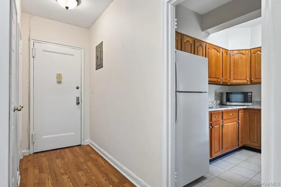 210 Pelham Road #2F, New Rochelle, NY 10805 - #3