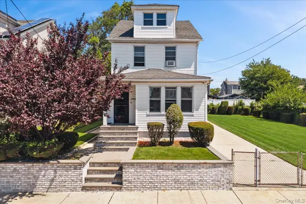 216-21 132nd Avenue, Laurelton, NY 11413