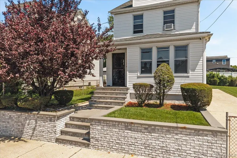 216-21 132nd Avenue, Laurelton, NY 11413 - #2