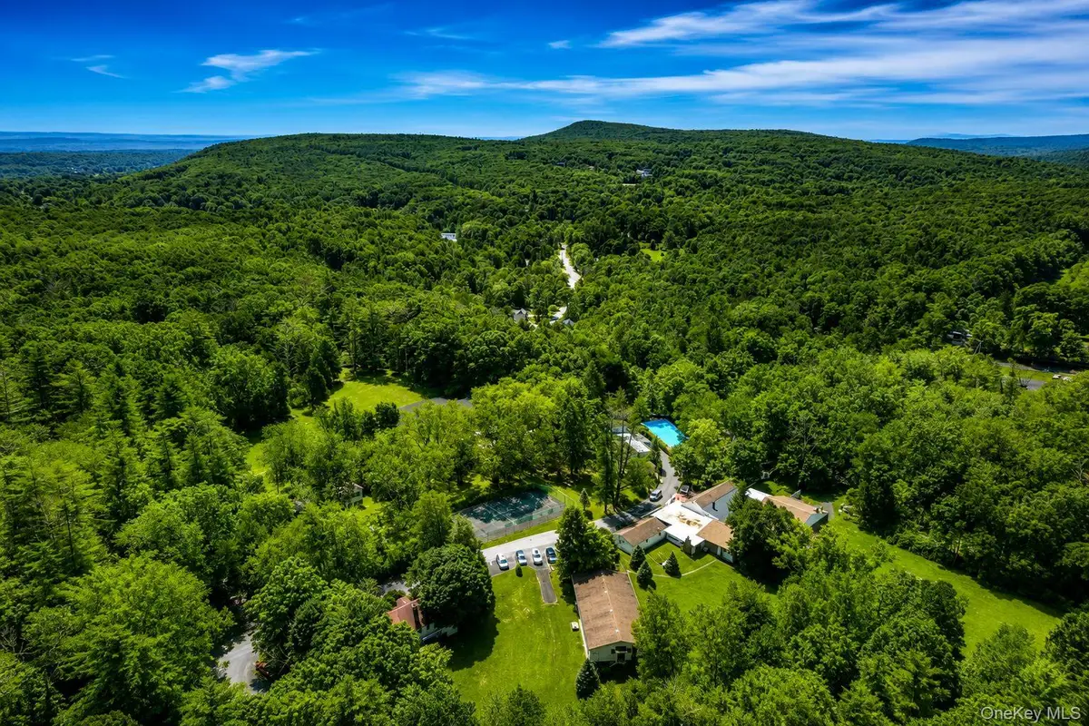 9 Solway Road, Saugerties, NY 12477 - #1