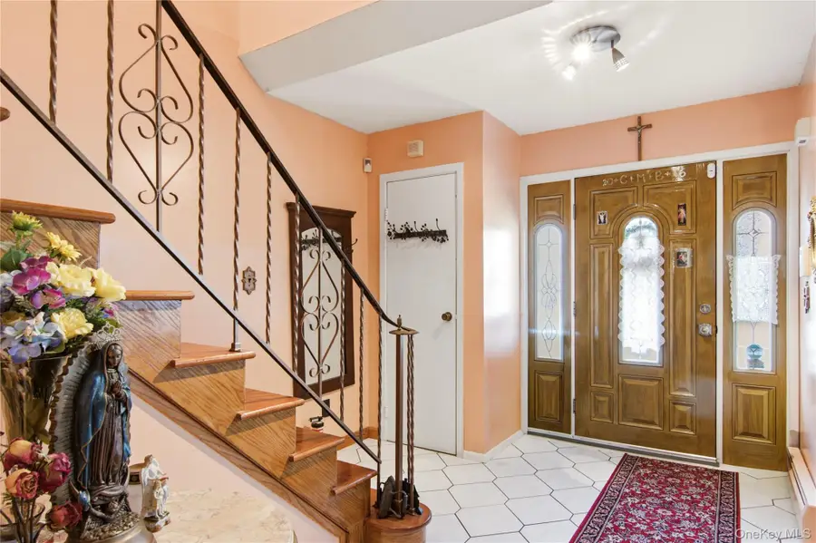 22 Clymer Street, Port Jefferson Station, NY 11776 - #2