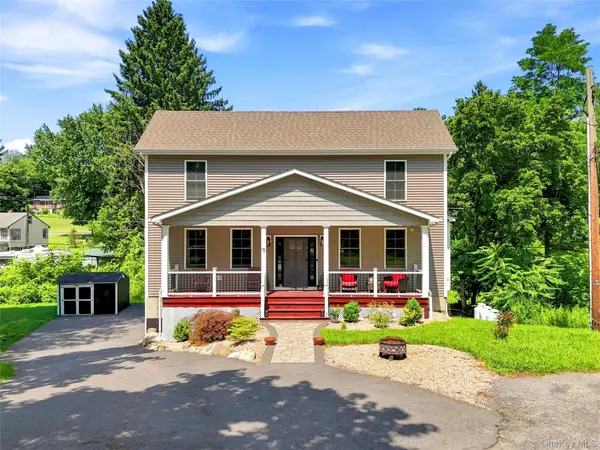 15 Rock Cut Lane, Pleasant Valley, NY 12569